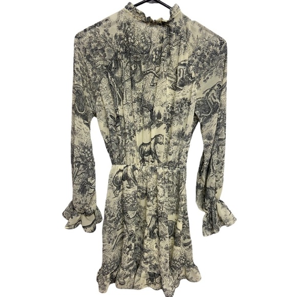 2/40$ ✨Missguided print frill plunge smock dress - Picture 5 of 7